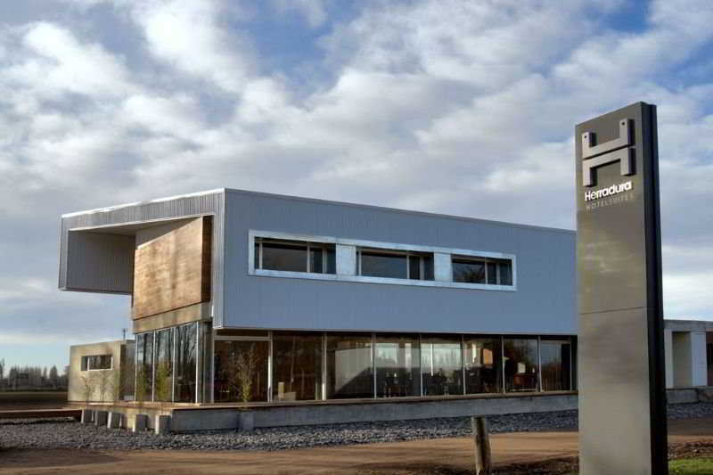 Herradura Hotel Suites Neuquen Luaran gambar