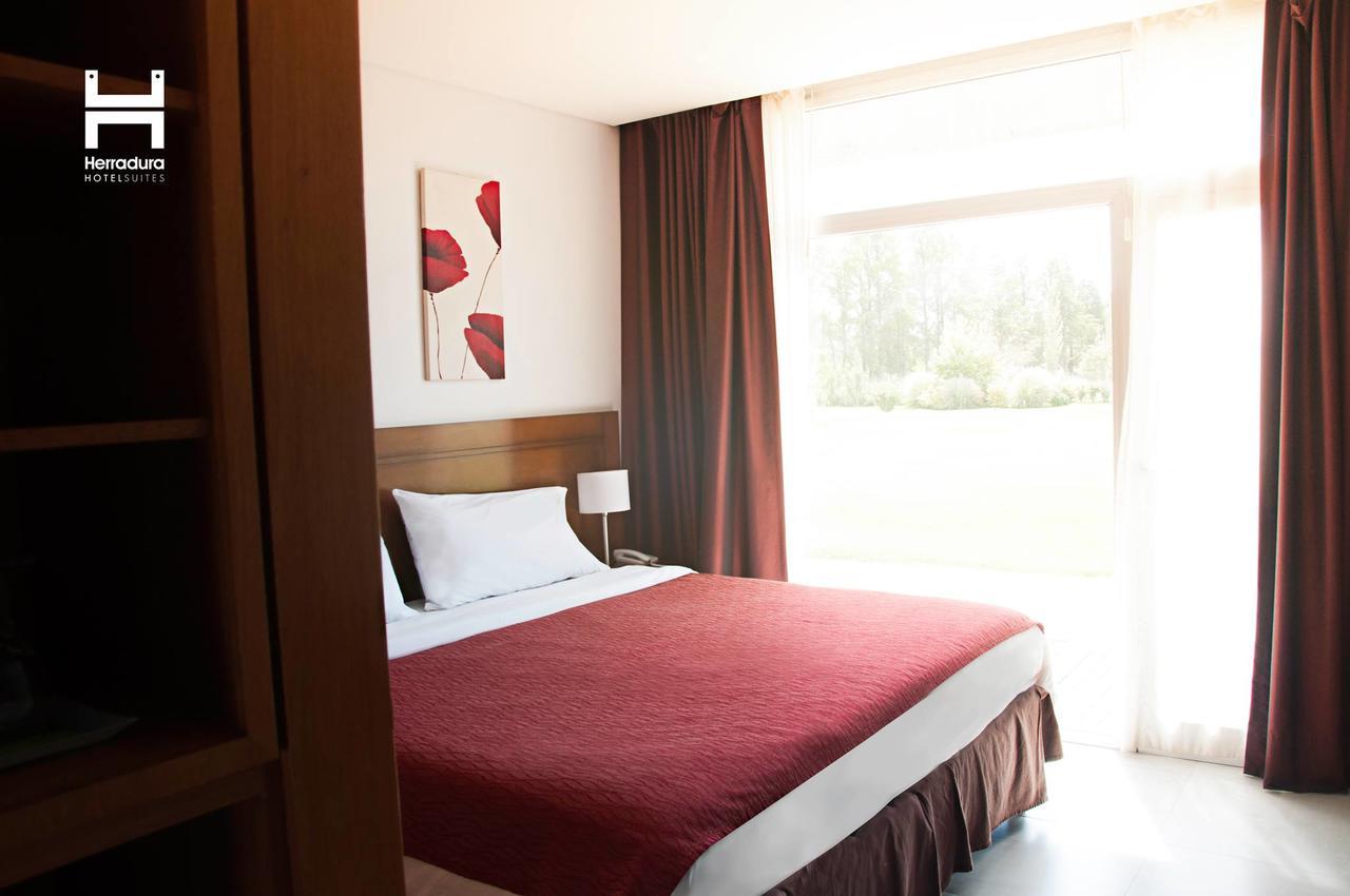 Herradura Hotel Suites Neuquen Luaran gambar