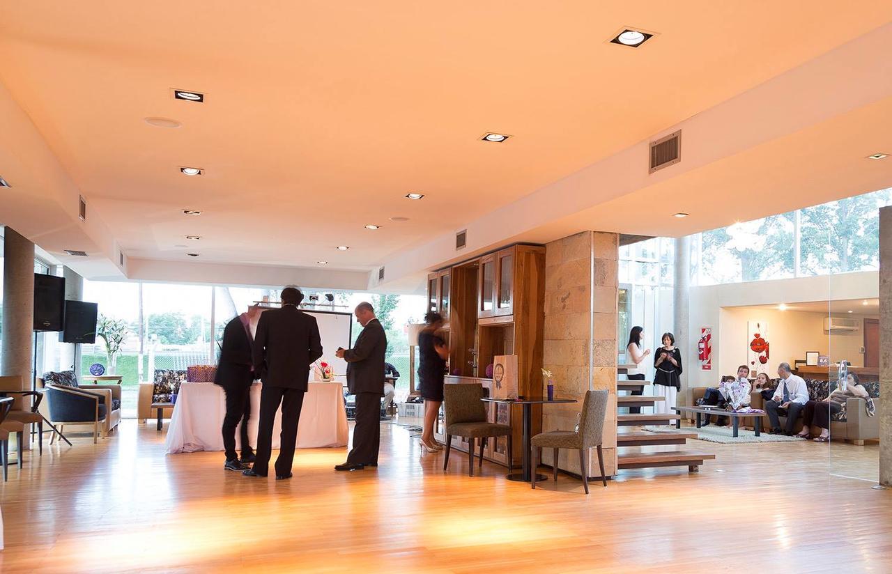 Herradura Hotel Suites Neuquen Luaran gambar